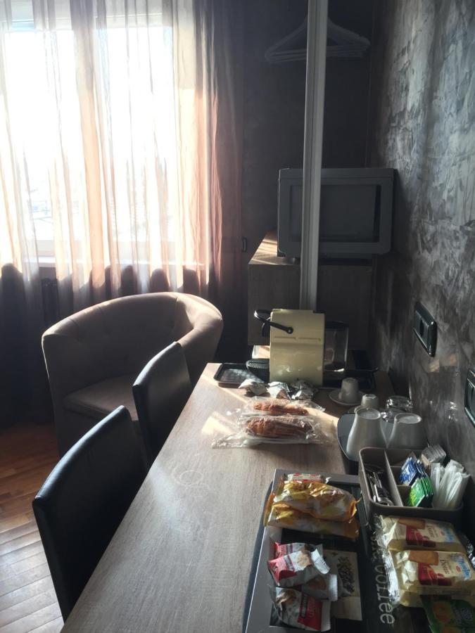 B2In Suite & Office Capriate San Gervasio Buitenkant foto