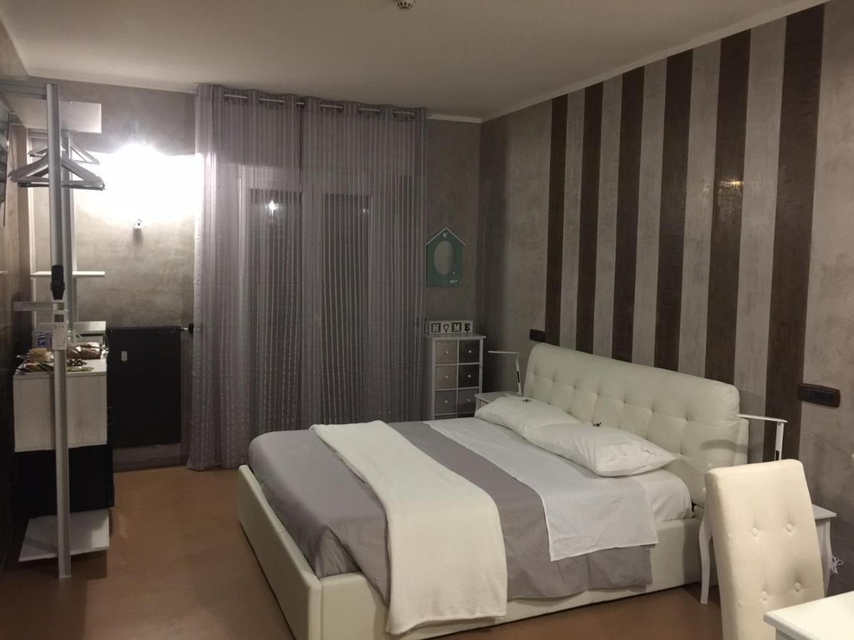 B2In Suite & Office Capriate San Gervasio Buitenkant foto