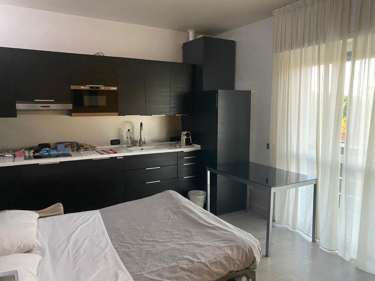 B2In Suite & Office Capriate San Gervasio Buitenkant foto