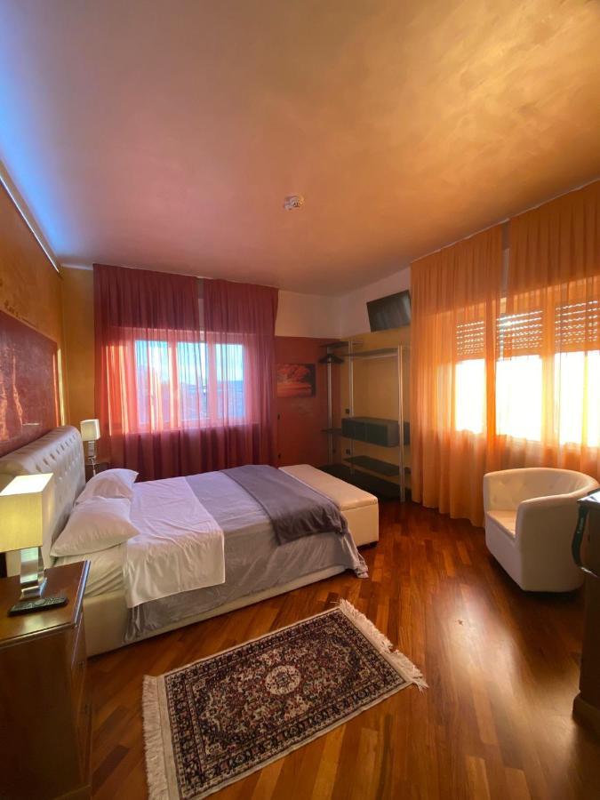 B2In Suite & Office Capriate San Gervasio Buitenkant foto