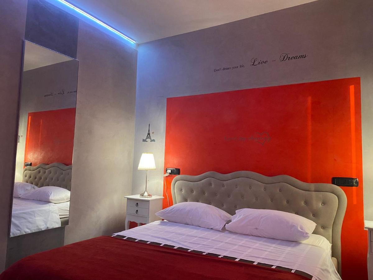 B2In Suite & Office Capriate San Gervasio Buitenkant foto